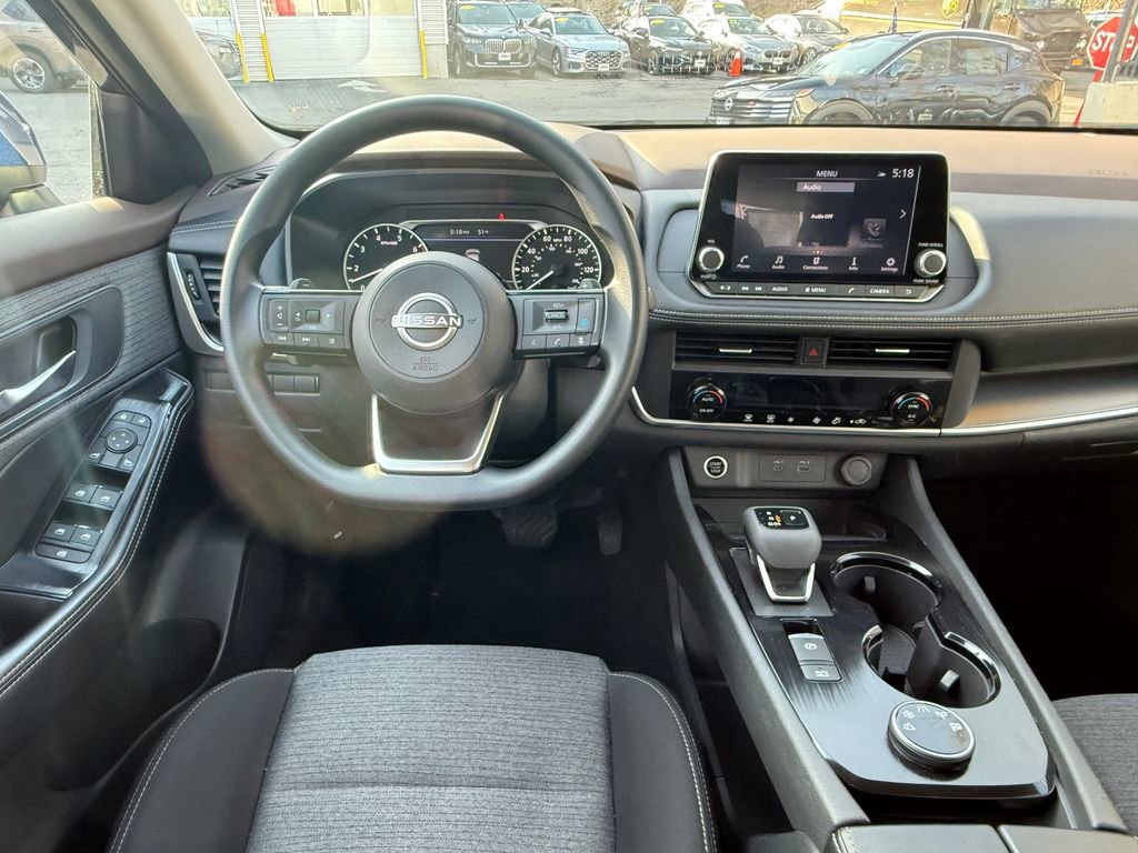 Used 2023 Nissan Rogue SV AWD/4WD image 12