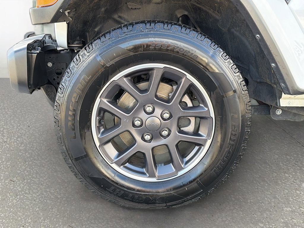 Used 2023 Jeep Gladiator Overland image 42