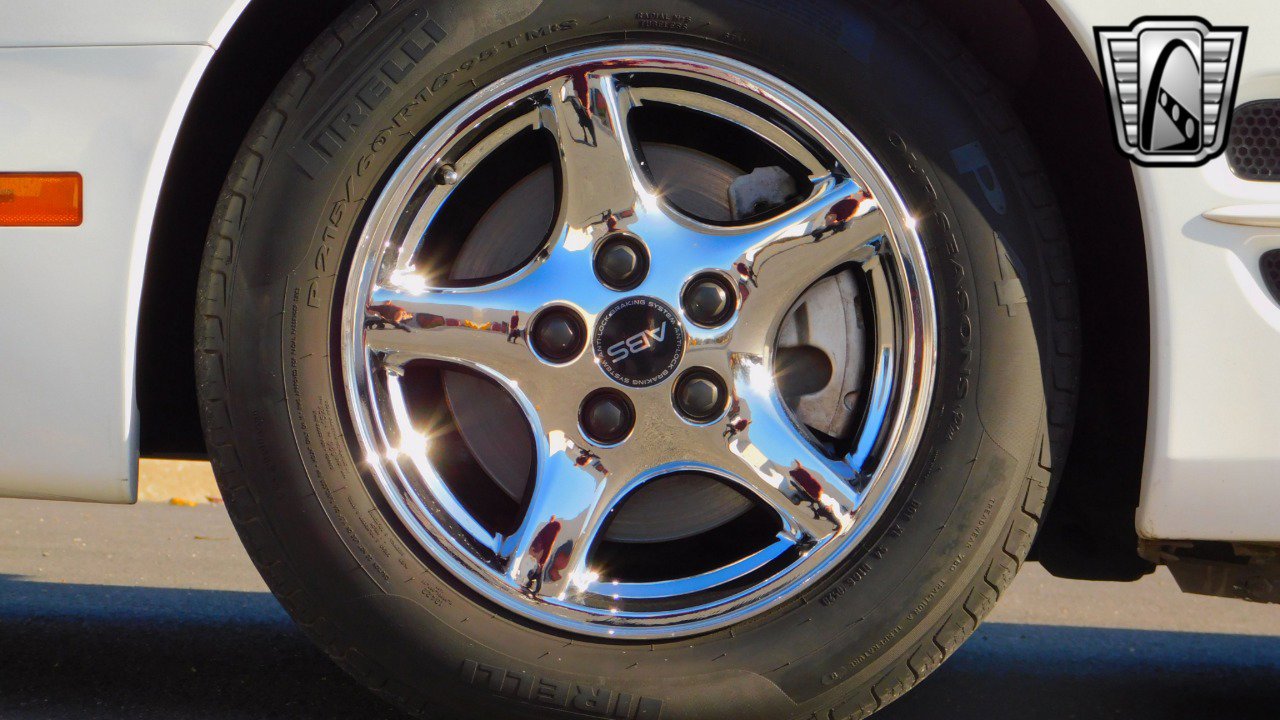 Used 2002 Pontiac Firebird Convertible image 13