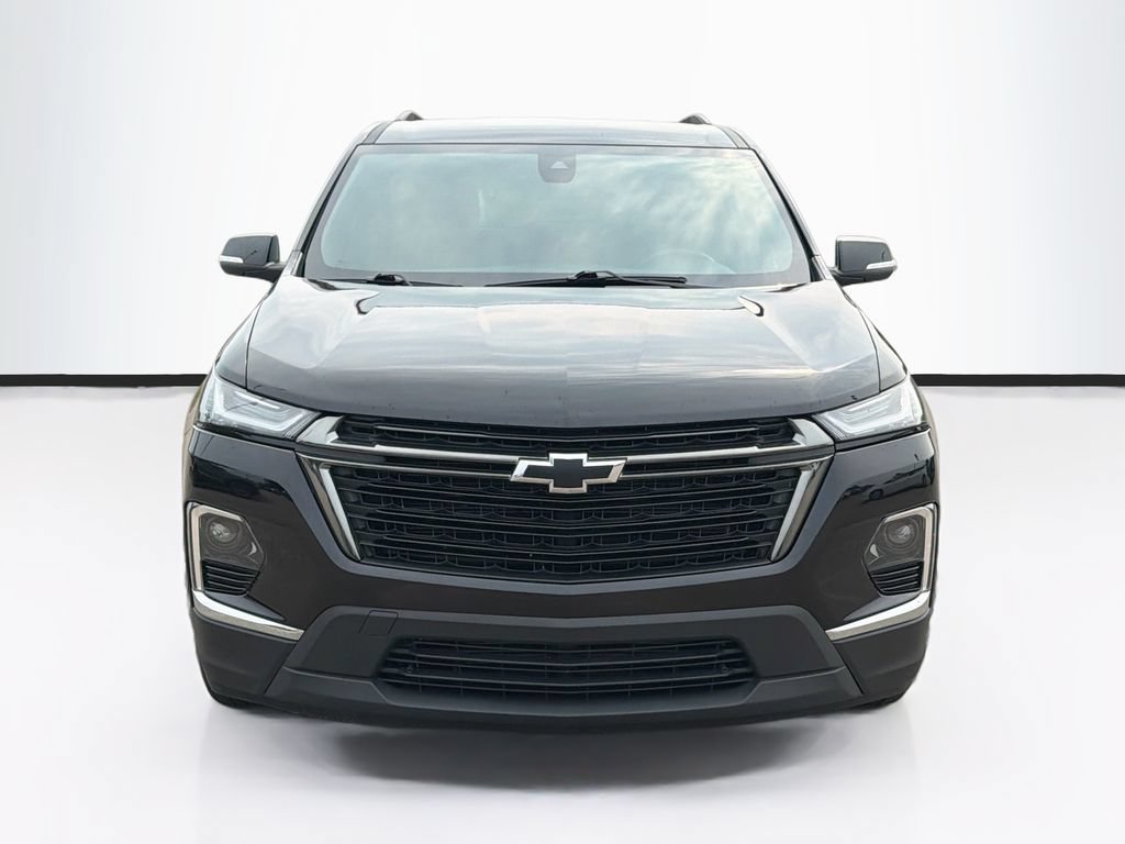 Used 2023 Chevrolet Traverse LT w/ Midnight/Sport Edition AWD/4WD image 2