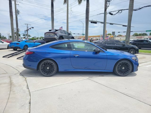 Used 2025 Mercedes-Benz CLE 300 4MATIC Coupe image 10