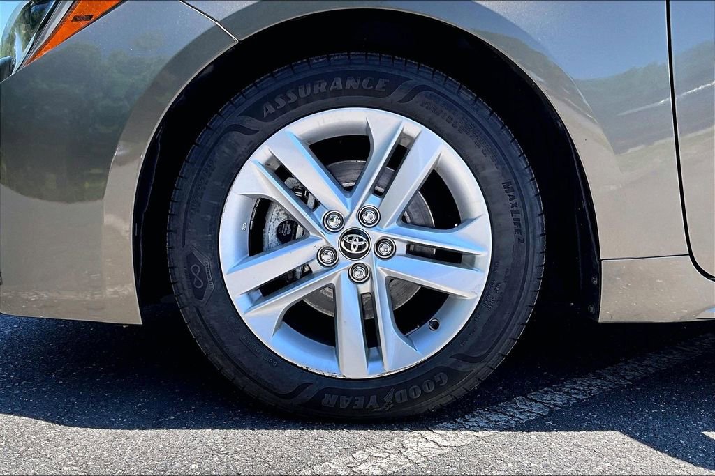 Used 2020 Toyota Corolla SE FWD image 24