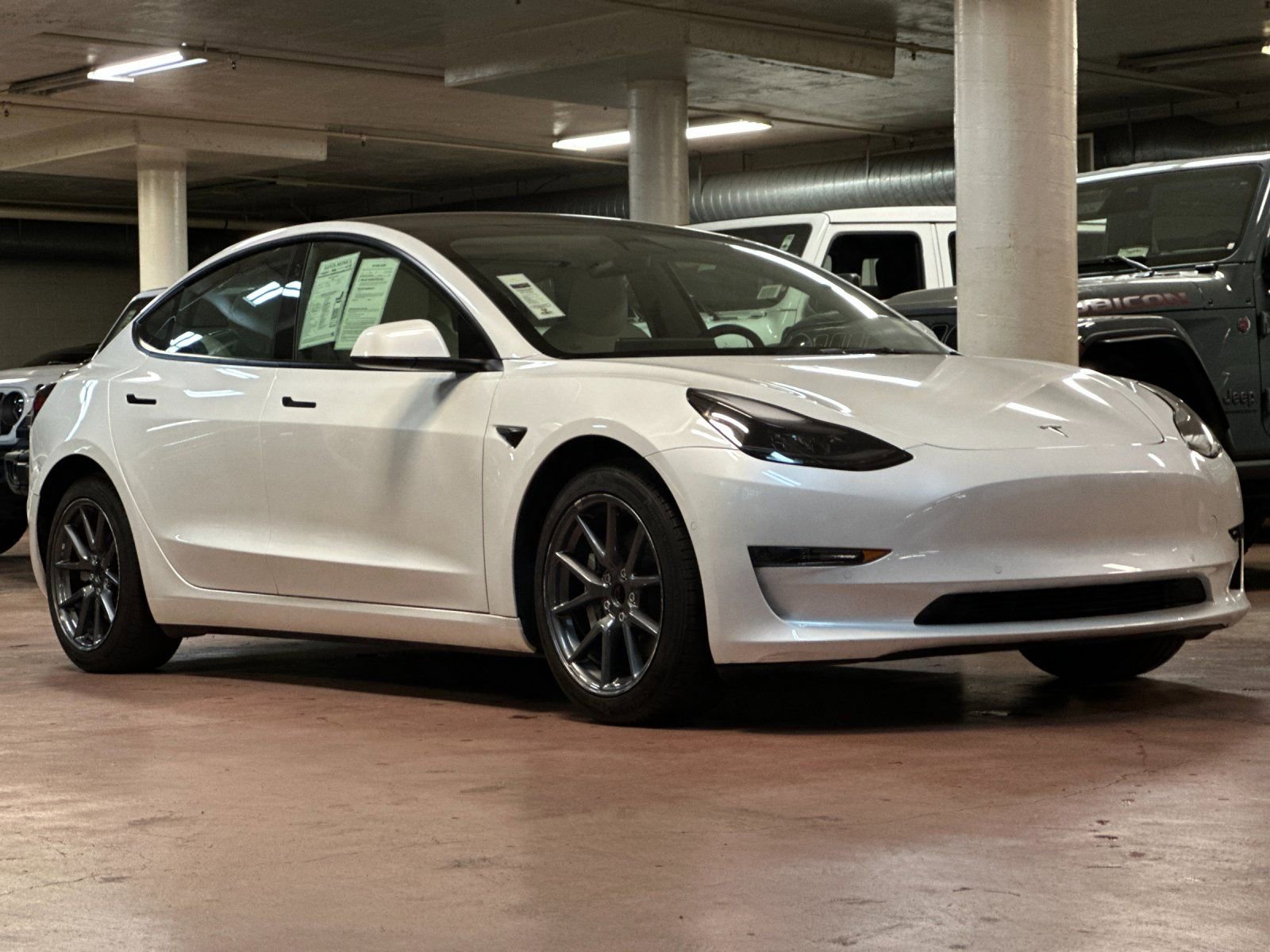 Used 2022 Tesla Model 3 RWD image 7