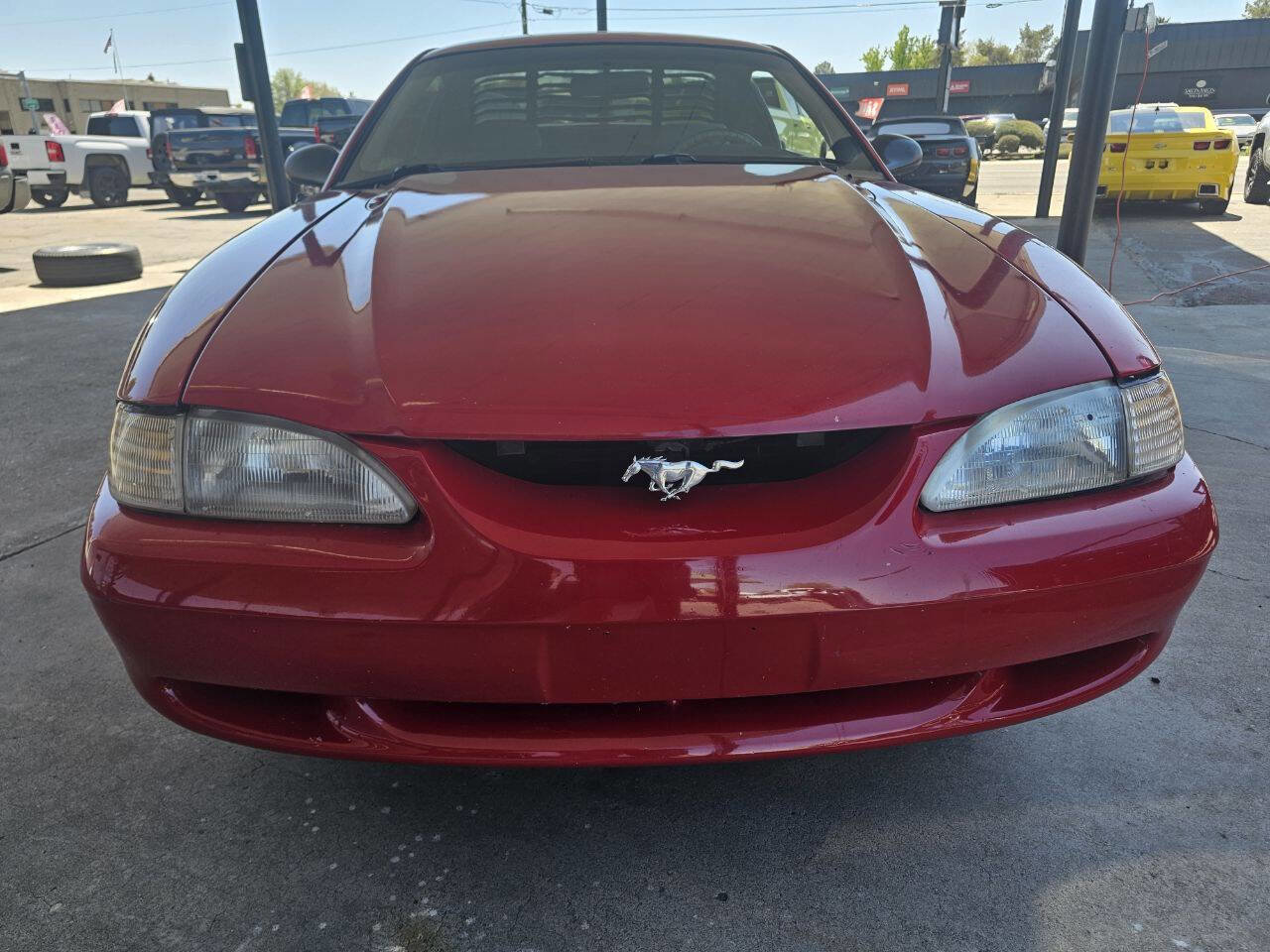 Used 1998 Ford Mustang Coupe RWD image 9