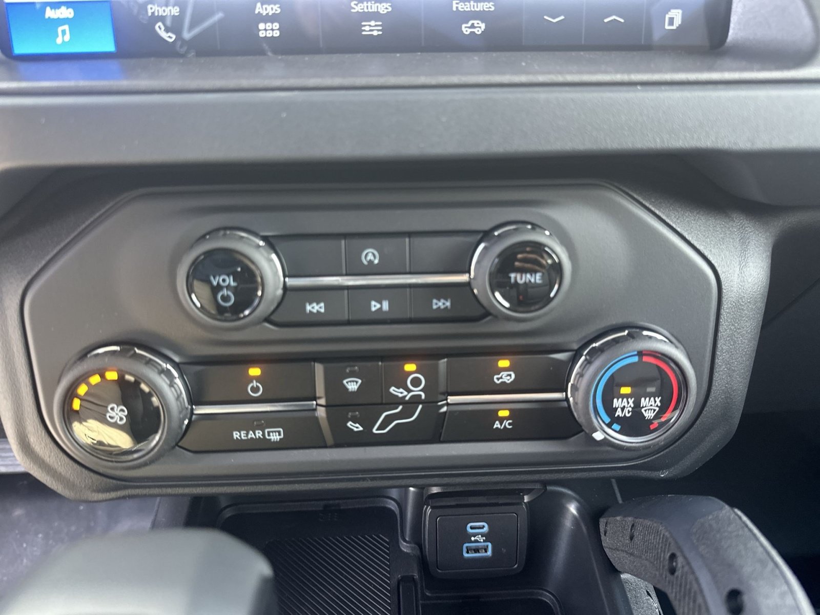 New 2025 Ford Bronco Badlands AWD/4WD image 28