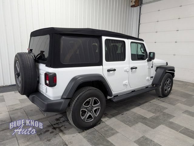 Used 2022 Jeep Wrangler Unlimited Sport AWD/4WD image 4