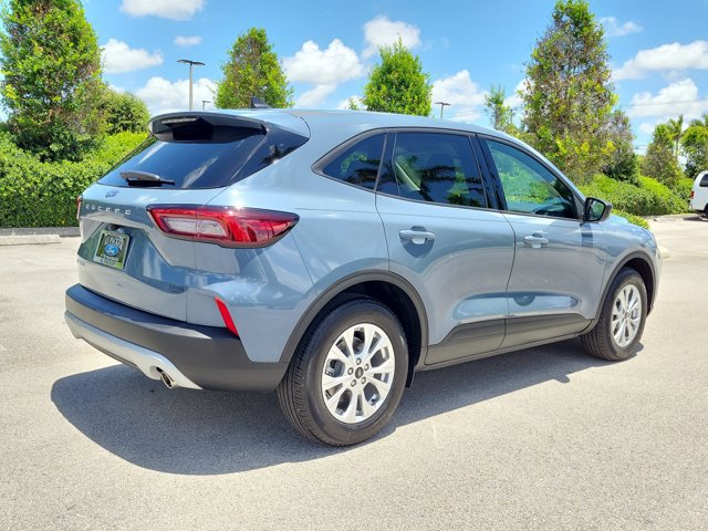 Used 2025 Ford Escape Active FWD image 10