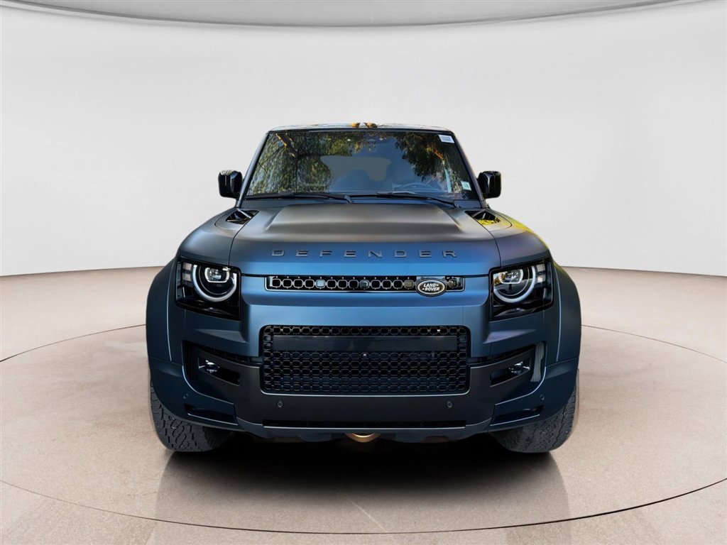New 2026 Land Rover Defender 110 OCTA image 2