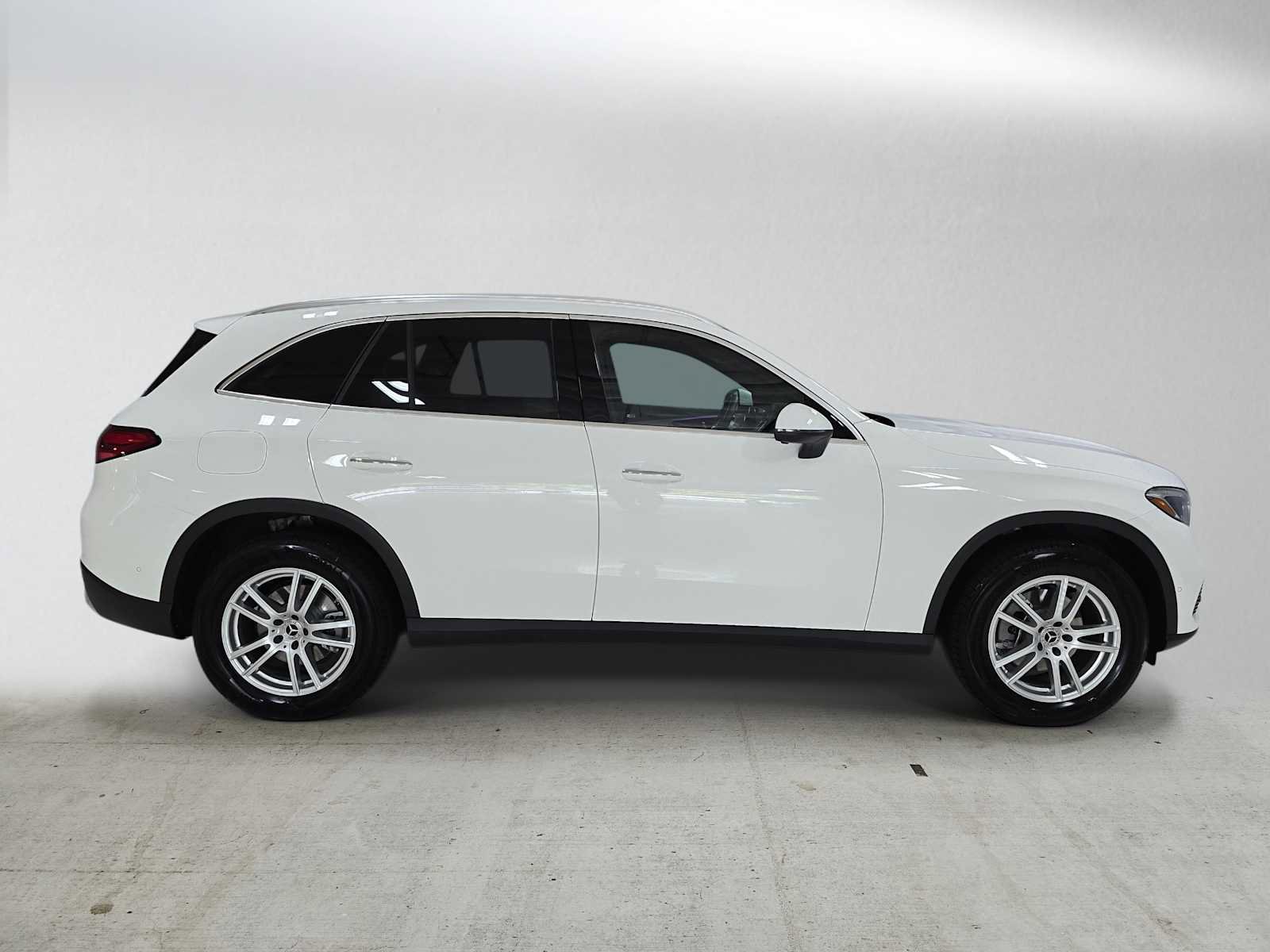 Certified 2026 Mercedes-Benz GLC 300 4MATIC image 3