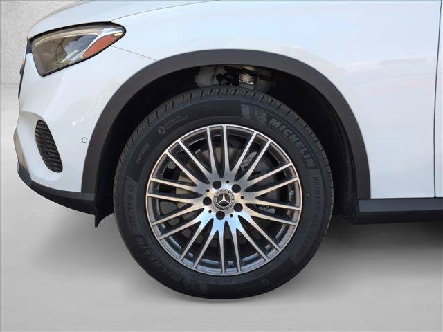 Certified 2025 Mercedes-Benz GLC 300 image 27