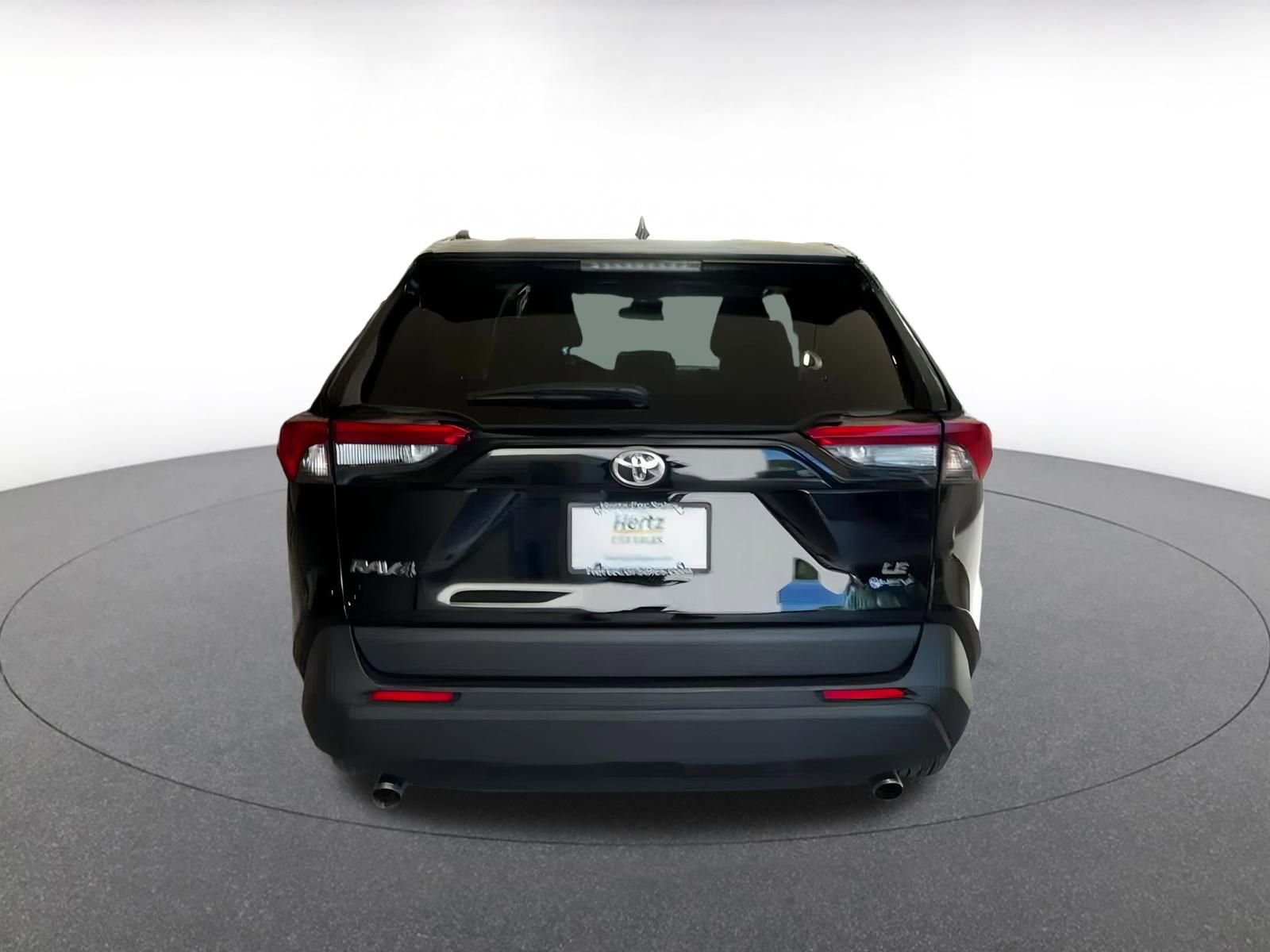 Used 2025 Toyota RAV4 LE image 18
