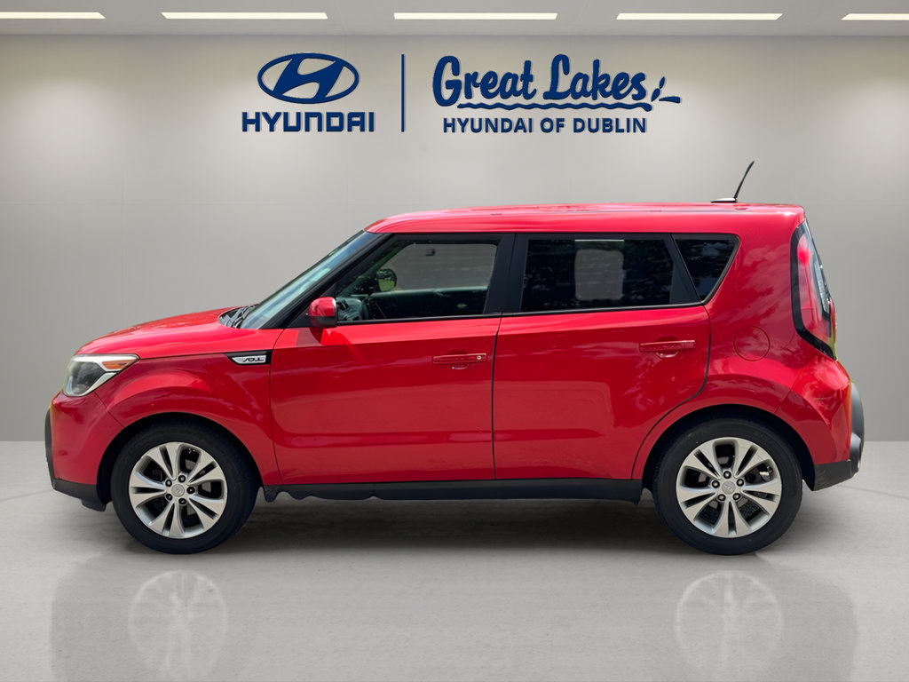 Used 2015 Kia Soul + FWD image 2