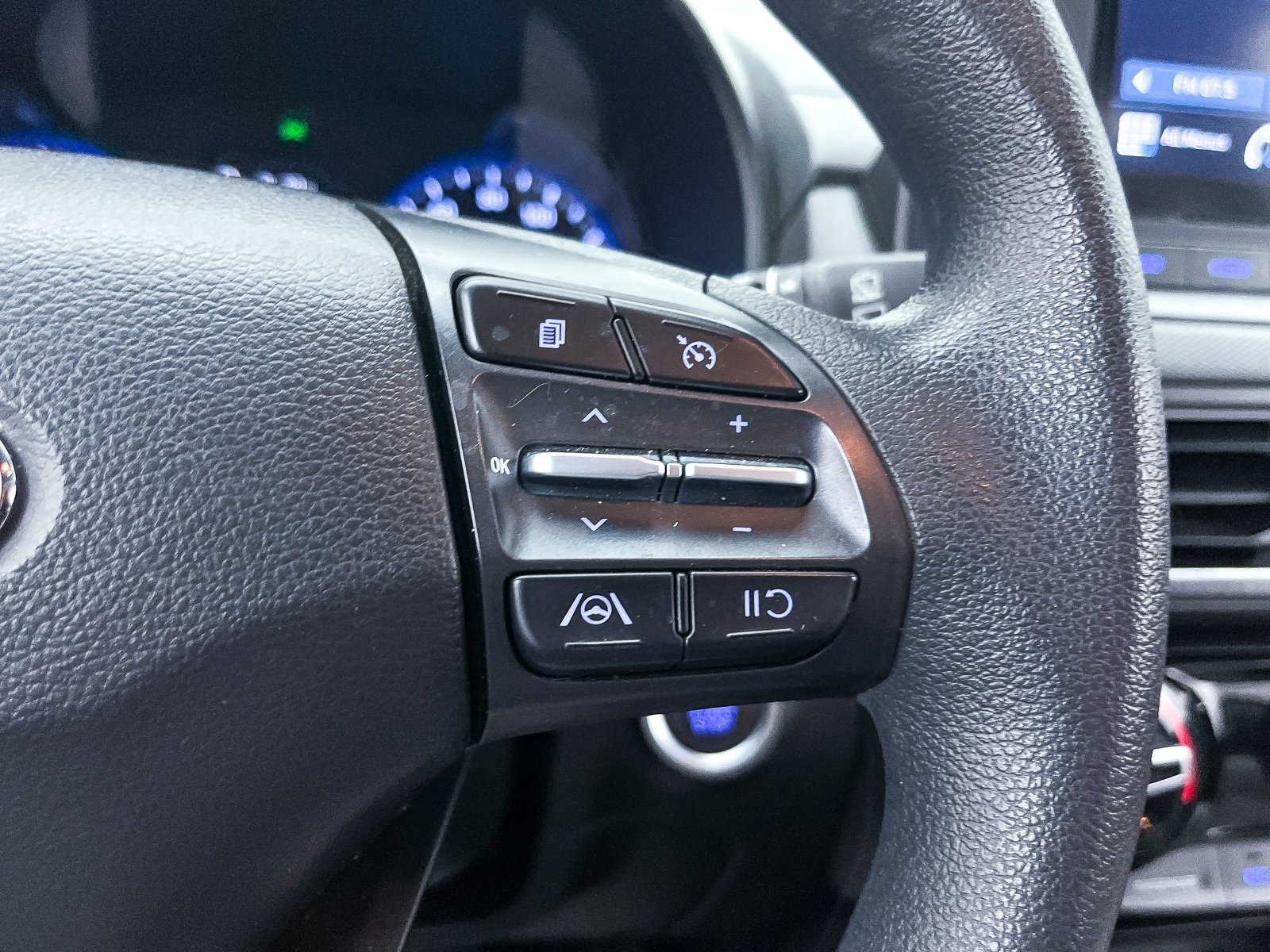 Used 2023 Hyundai Kona SEL image 27