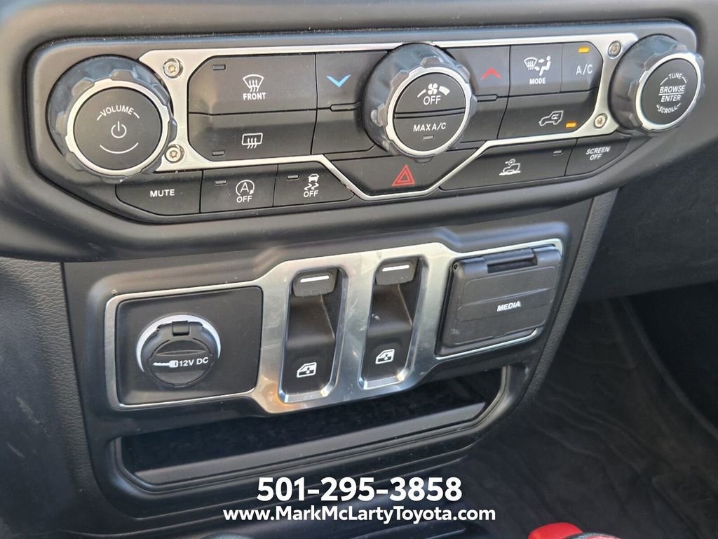 Used 2023 Jeep Wrangler Sport AWD/4WD image 24