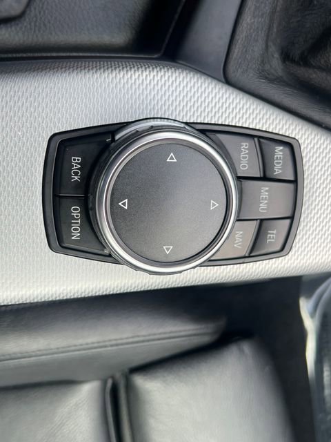 Used 2015 BMW M235i Coupe image 16