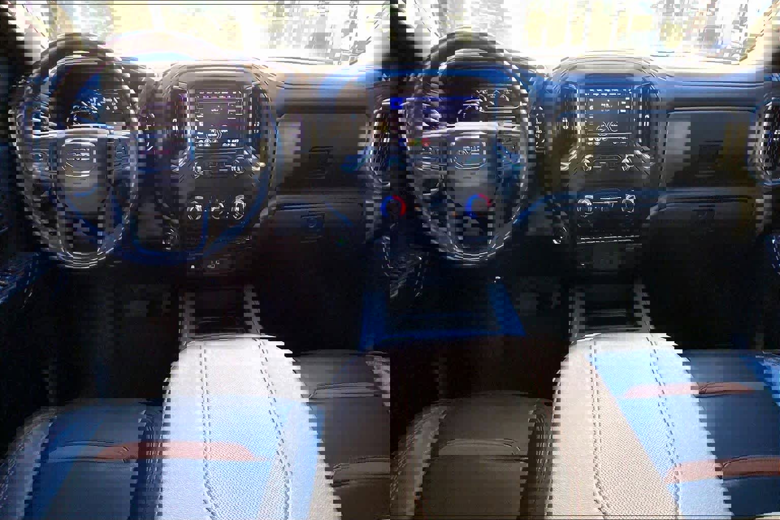 Used 2023 GMC Sierra 2500 AT4 w/ Gooseneck/5TH Wheel Package image 14