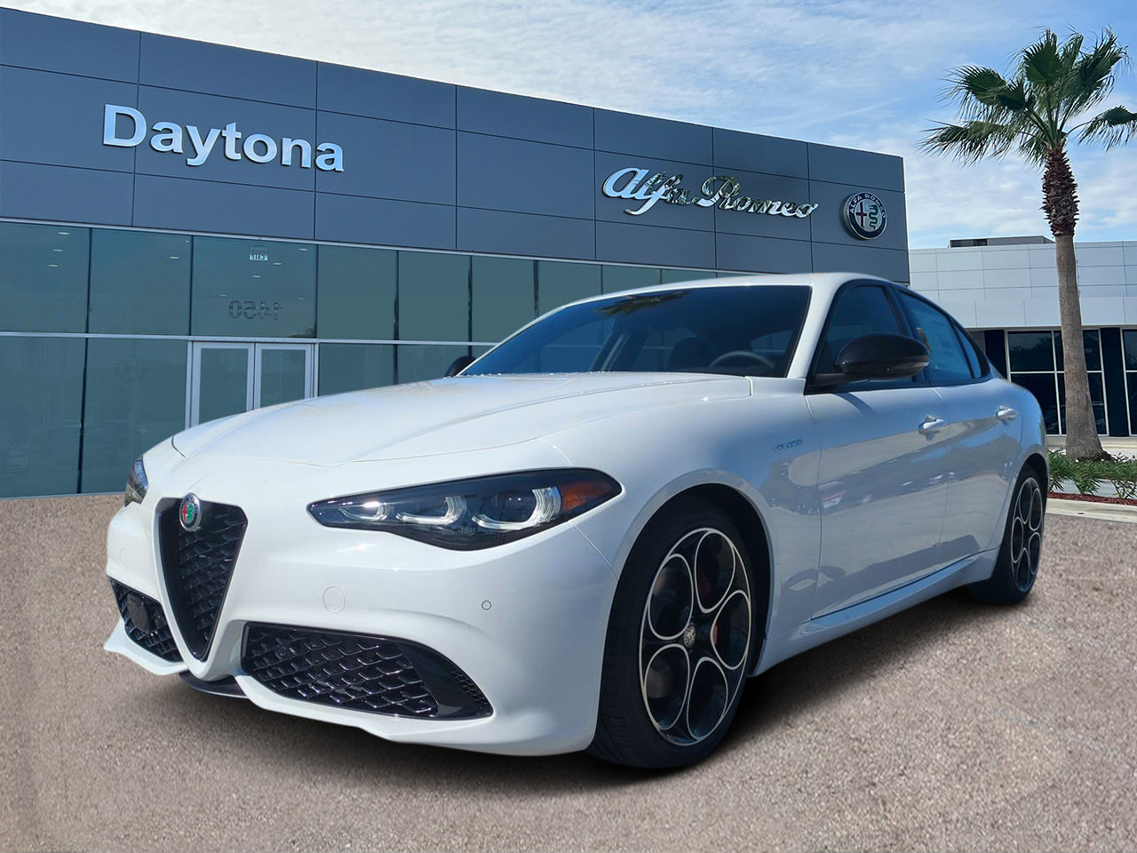 New 2025 Alfa Romeo Giulia w/ Veloce Package Rwd image 7