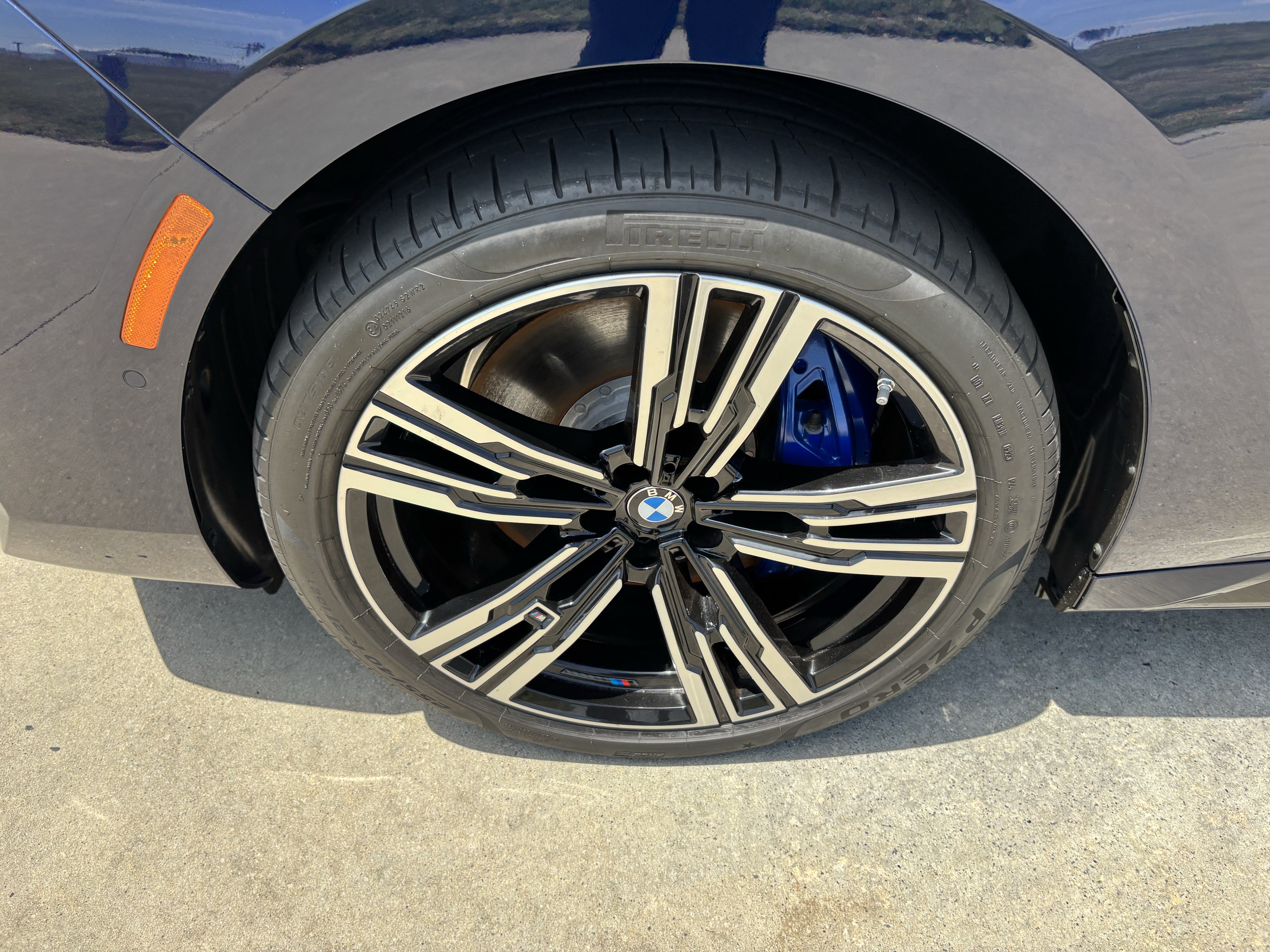 Certified 2023 BMW i7 xDrive60 w/ Executive Package 2 AWD/4WD image 13