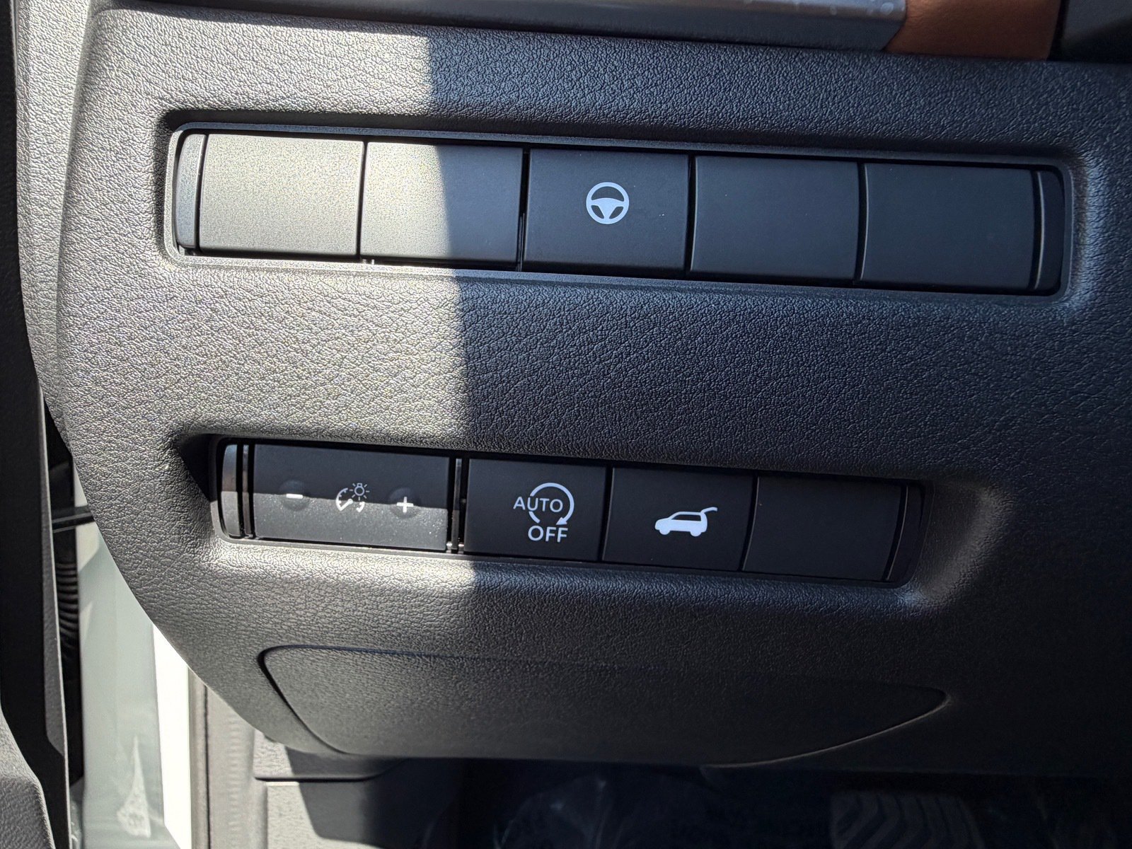 New 2026 Nissan Rogue Platinum AWD/4WD image 16