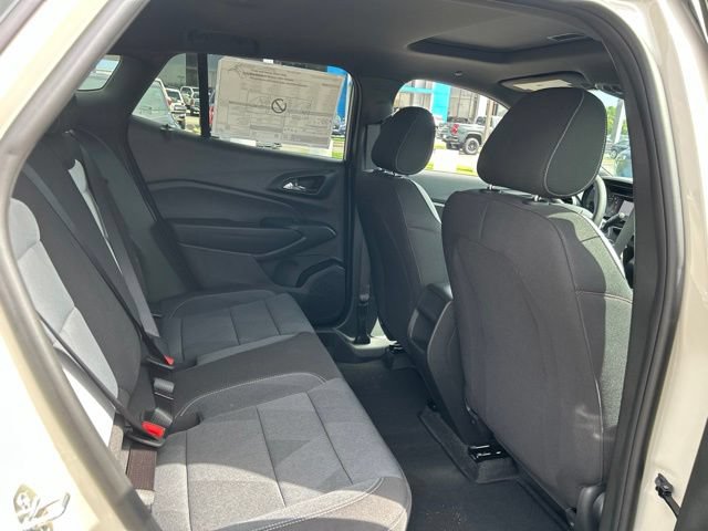 New 2026 Chevrolet Trax RS w/ Sunroof Package FWD image 29