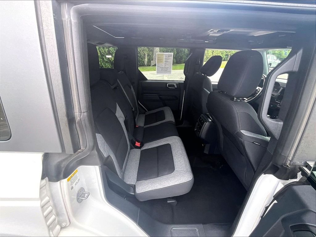 Used 2025 Ford Bronco Big Bend AWD/4WD image 16
