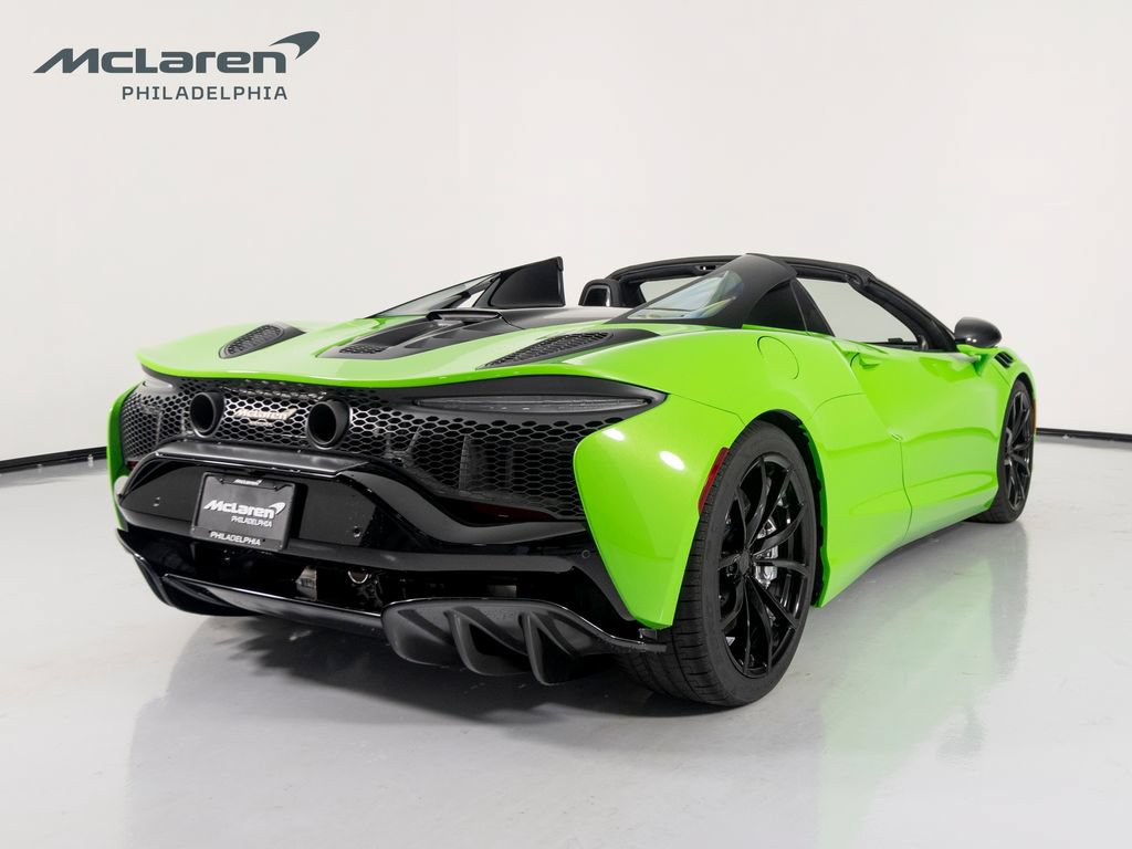 Used 2025 McLaren Artura Spider RWD image 6