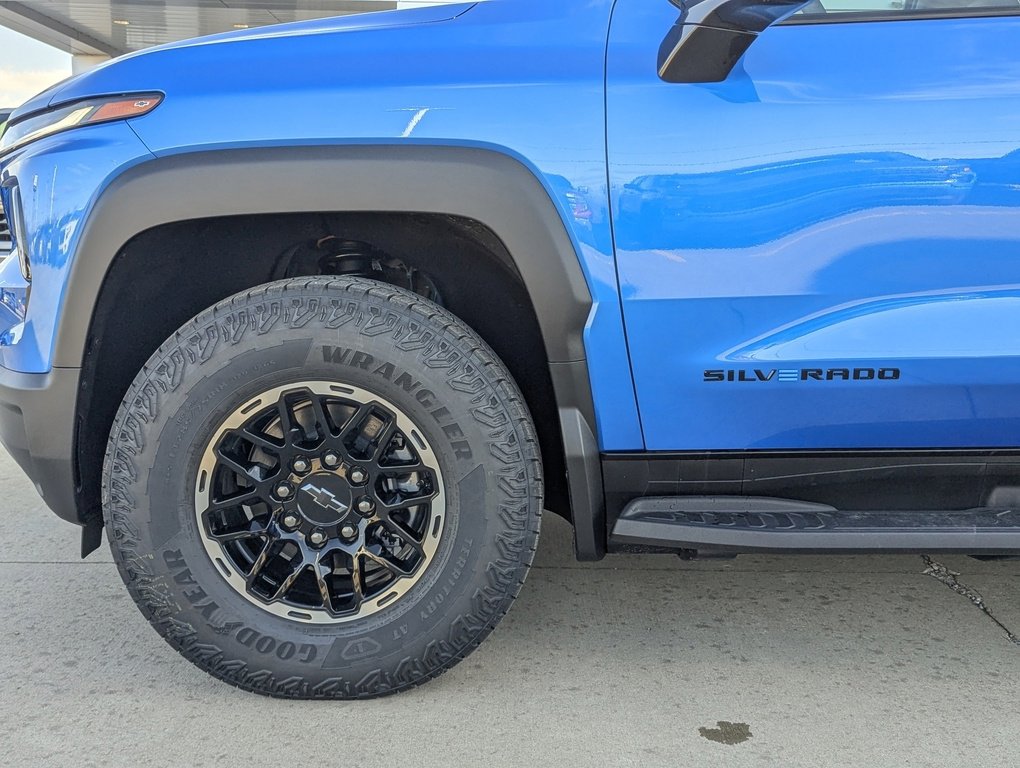 New 2026 Chevrolet Silverado EV Trail Boss image 10