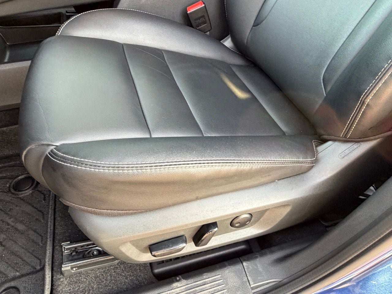 Certified 2023 Nissan Rogue SL w/ SL Premium Package FWD image 32