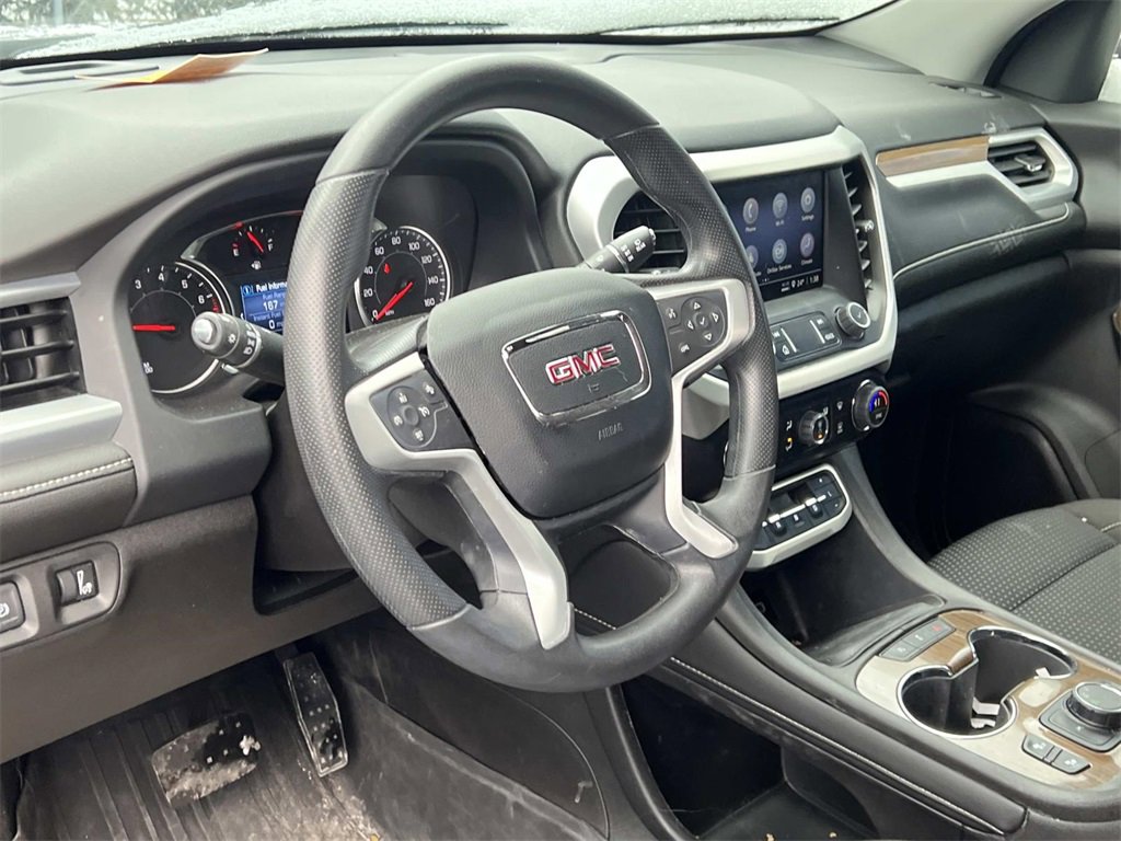 Certified 2023 GMC Acadia SLE w/ Driver Convenience Package image 9