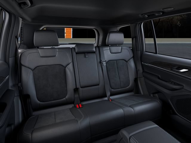 New 2026 Jeep Grand Cherokee Altitude AWD/4WD image 15
