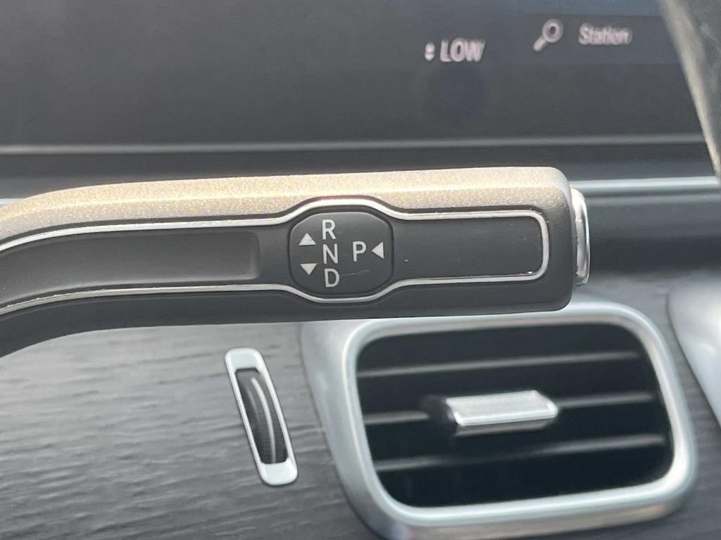 Used 2020 Mercedes-Benz GLS 450 4MATIC image 45