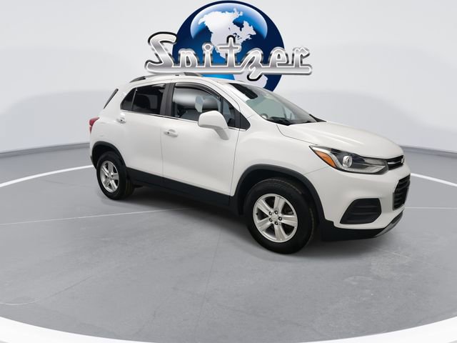 Used 2018 Chevrolet Trax LT w/ LT Convenience Package image 2