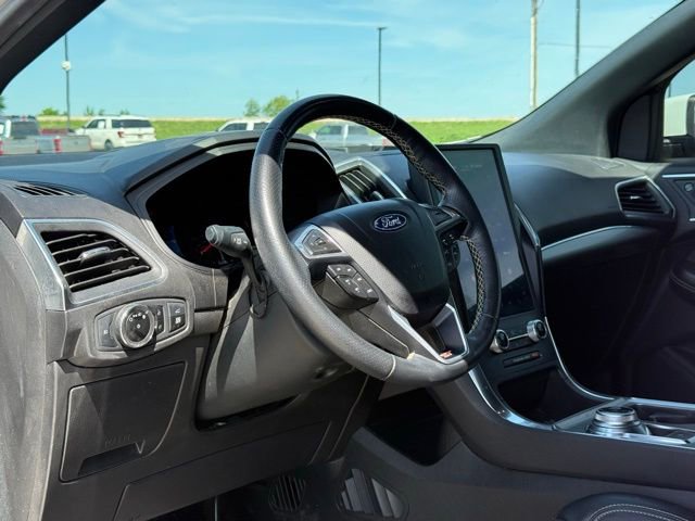 Used 2023 Ford Edge ST AWD/4WD image 21
