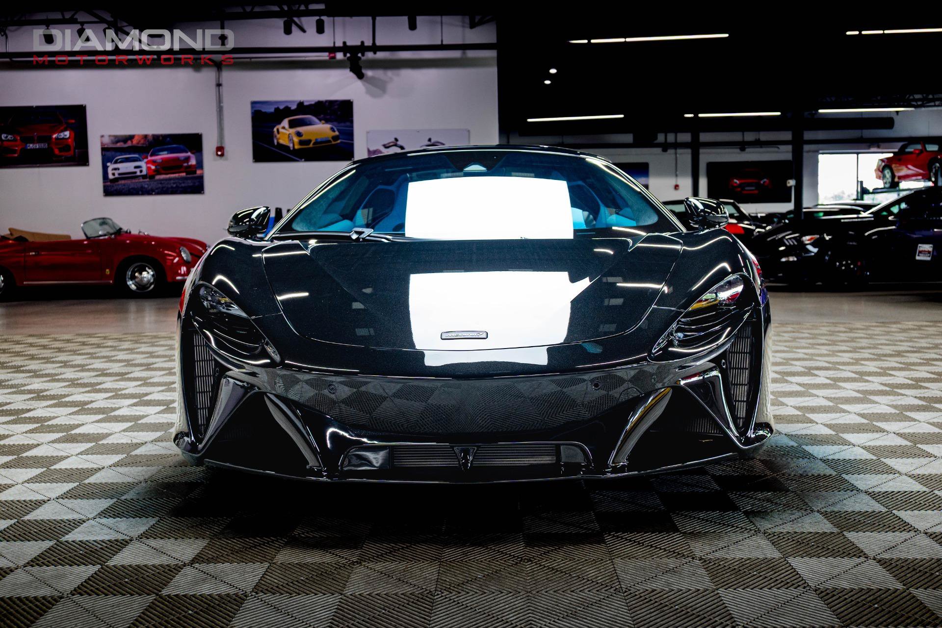 Used 2026 McLaren Artura Spider RWD image 30