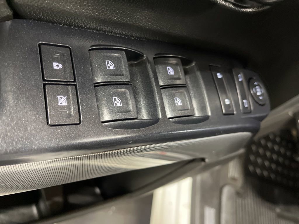 Certified 2018 Chevrolet Silverado 1500 LT w/ All Star Edition image 15