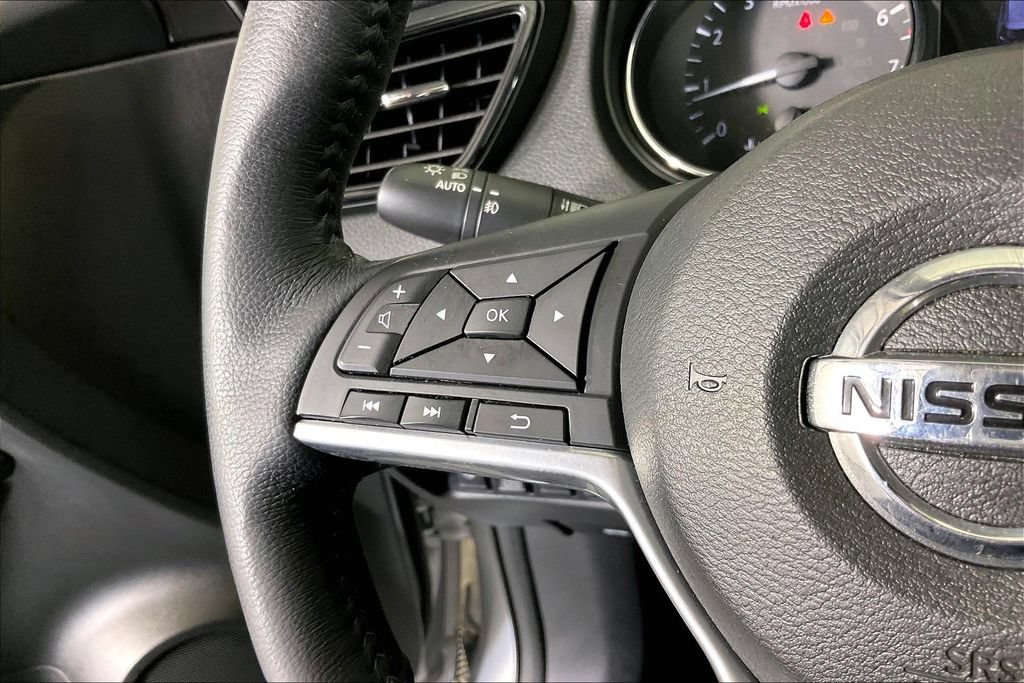 Used 2018 Nissan Rogue SL w/ Premium Package AWD/4WD image 26