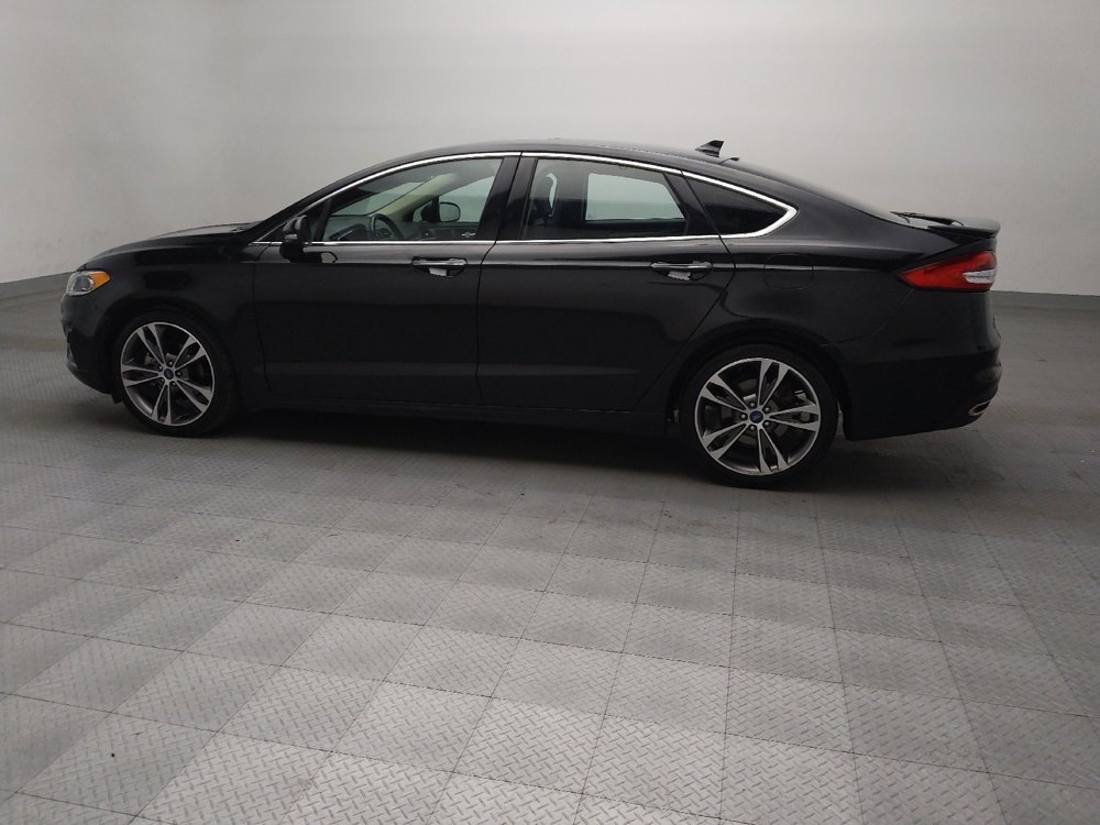 Used 2019 Ford Fusion Titanium image 3