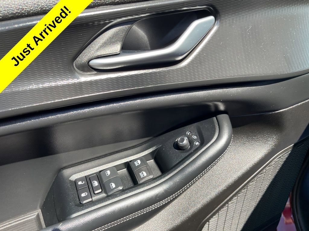 Used 2024 Jeep Grand Cherokee Laredo w/ Trailer Tow Package image 20