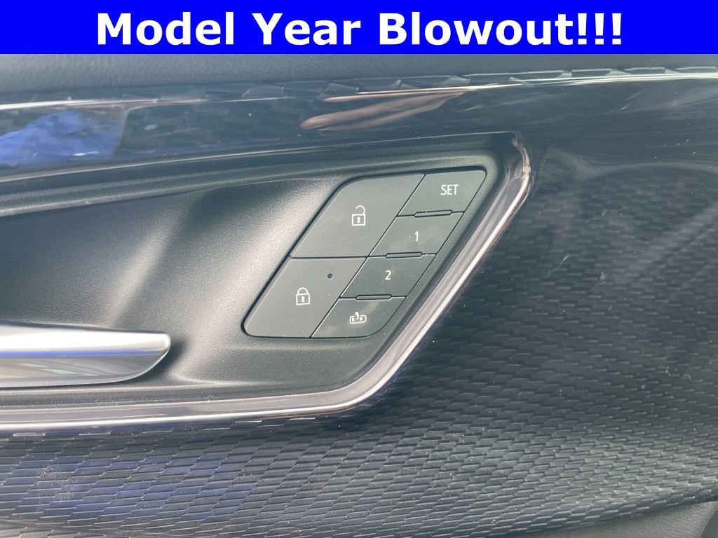 New 2024 Chevrolet Blazer EV RS image 10