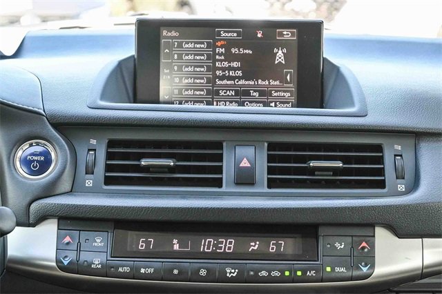 Used 2017 Lexus CT 200h w/ Navigation System Package image 19