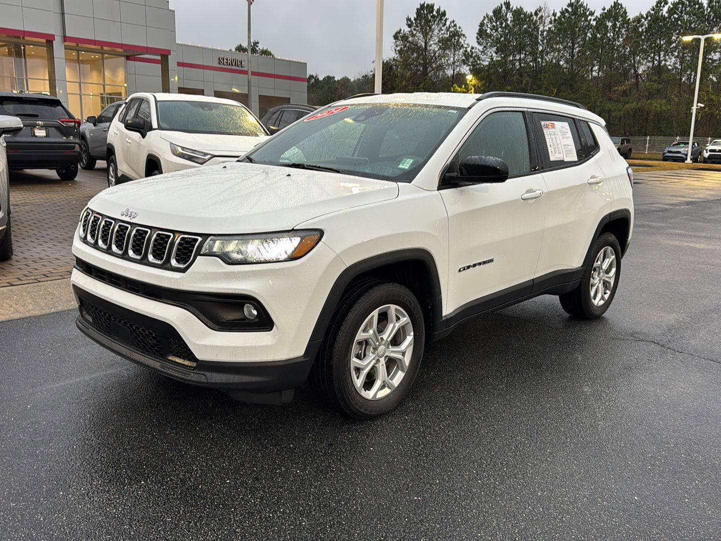 Used 2024 Jeep Compass Latitude