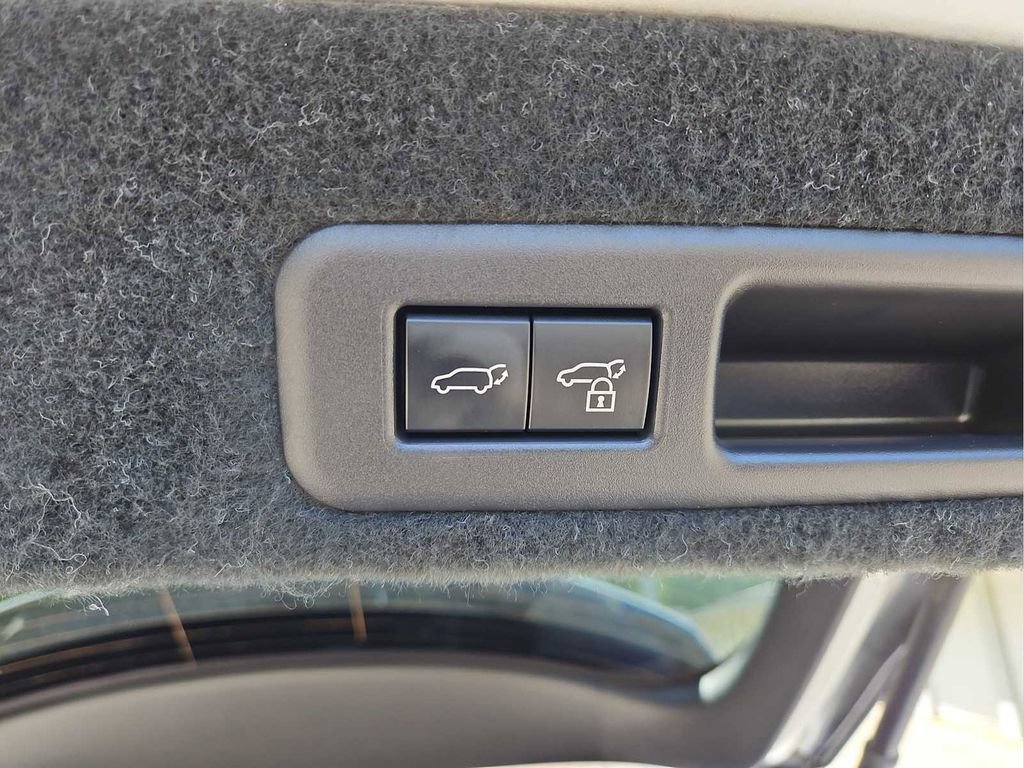 Used 2022 Lexus RX 450h AWD w/ Premium Package image 35