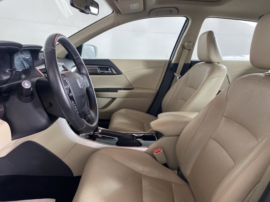 Used 2017 Honda Accord EX-L image 14