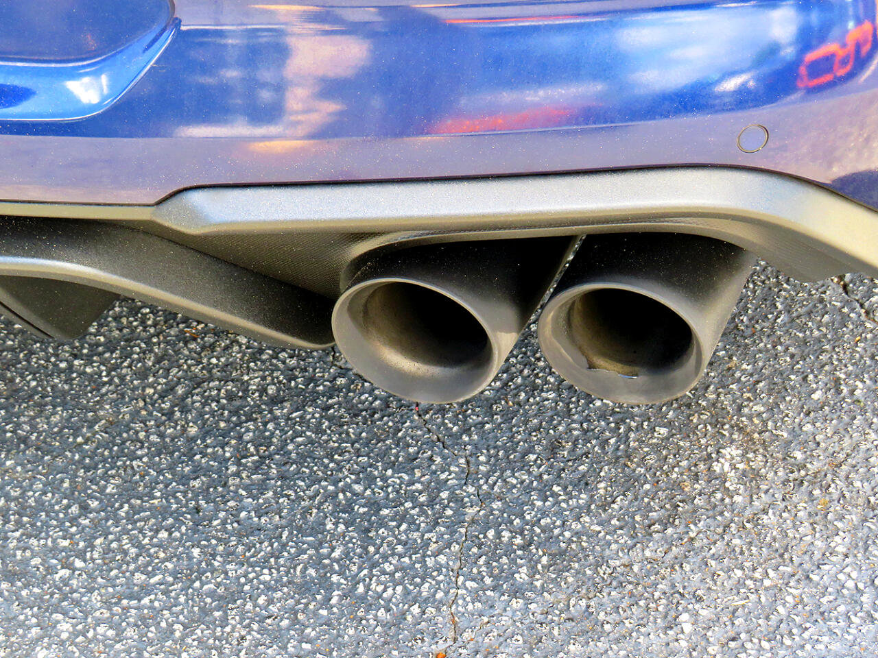 Used 2018 Ford Mustang GT w/ Black Accent Package image 13