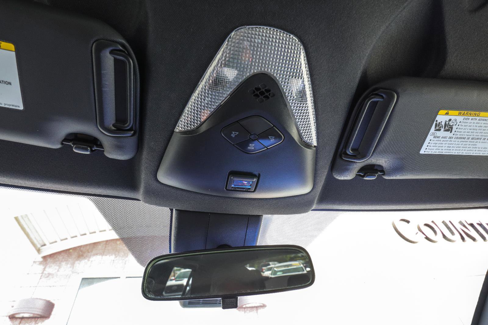 Used 2020 Toyota C-HR XLE FWD image 31