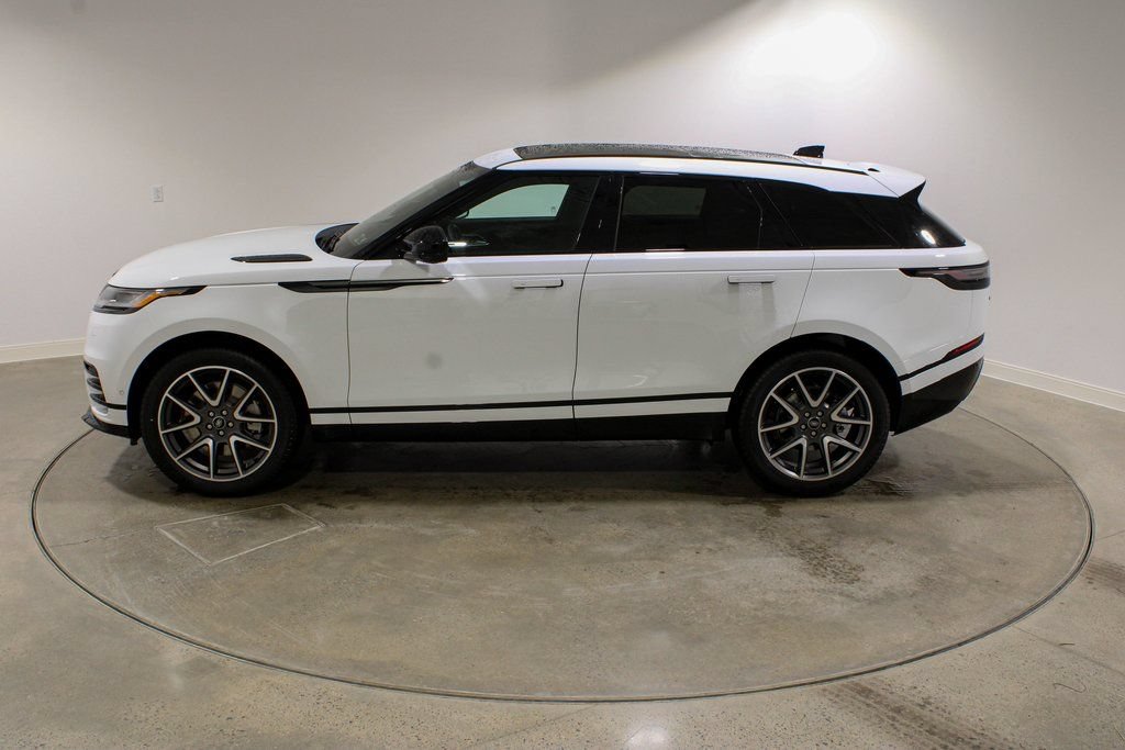 Used 2026 Land Rover Range Rover Velar Dynamic SE AWD/4WD image 2