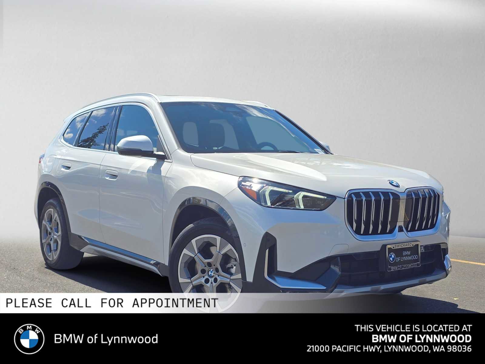 Used 2026 BMW X1 xDrive28i w/ Technology Package
