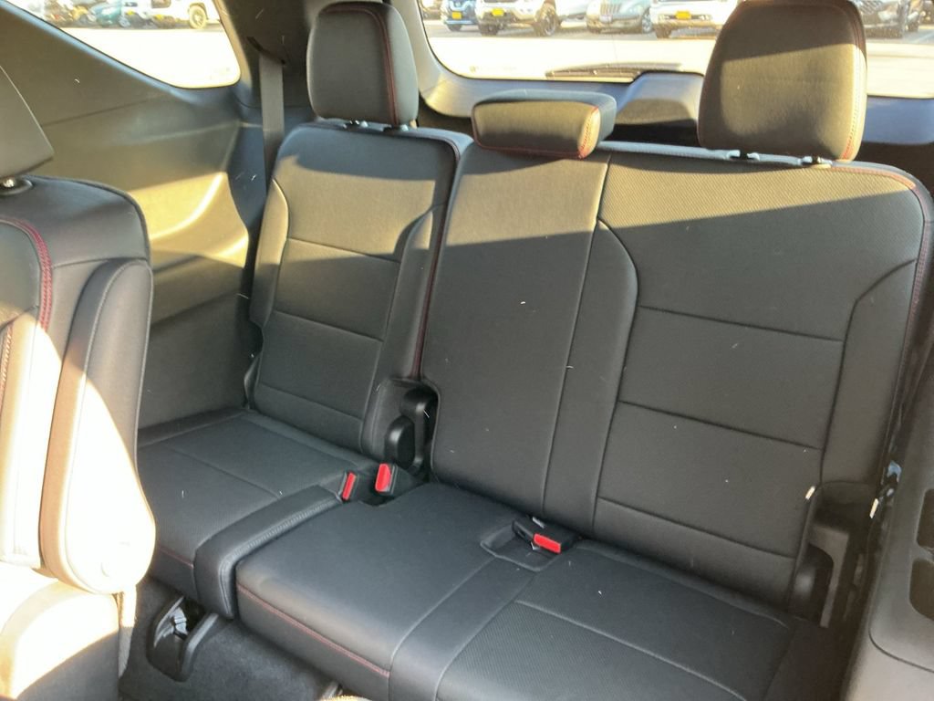 Certified 2026 Chevrolet Traverse RS w/ LPO, Floor Liner Package AWD/4WD image 29