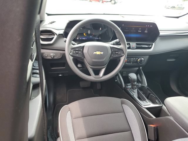 Used 2024 Chevrolet TrailBlazer LS w/ LS Convenience Package AWD/4WD image 10