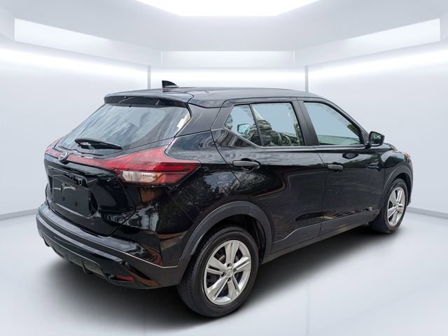 Used 2024 Nissan Kicks S FWD image 3